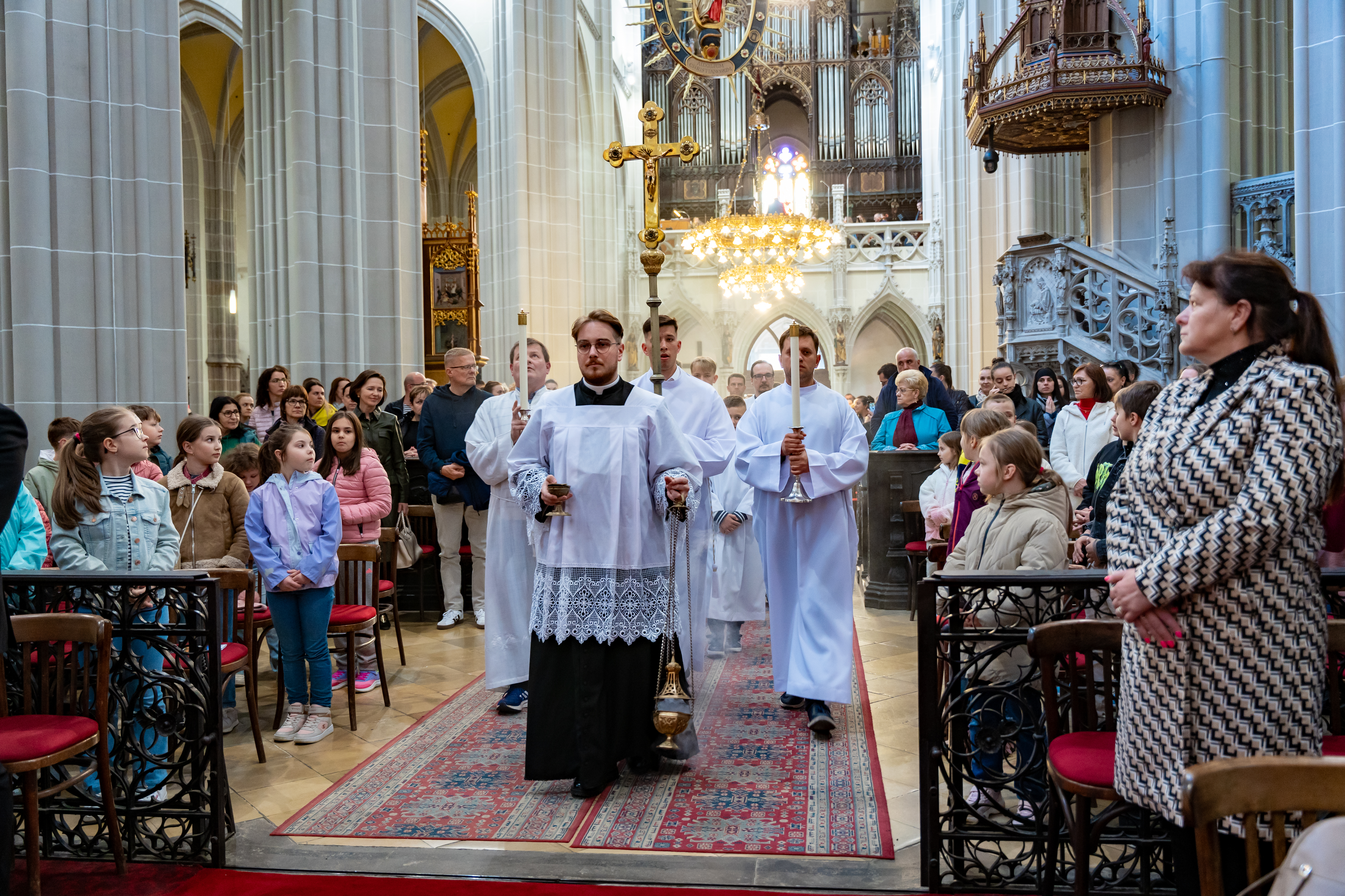 Slavnostna svata omsa s prosbami a modlitbami za mesto Kosice-3